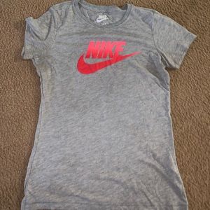 Women’s slim fit Nike T-shirt